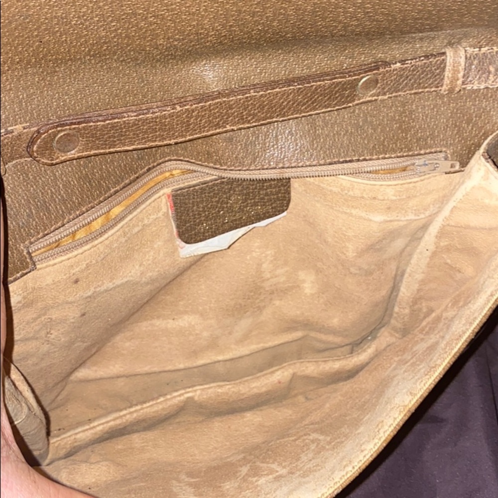 Gucci GG Clutch Bag - Picture 7 of 7